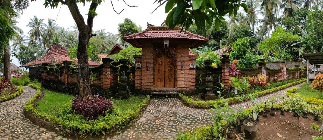 The Lumbung Tejakula Hotel Exterior foto